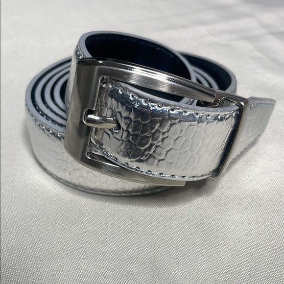Other - Unisex Adjustable Silver Textured Belt